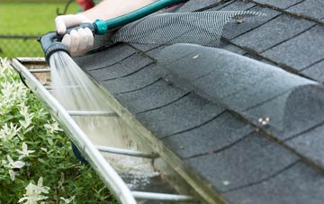 Bagshot gutter cleaning costs